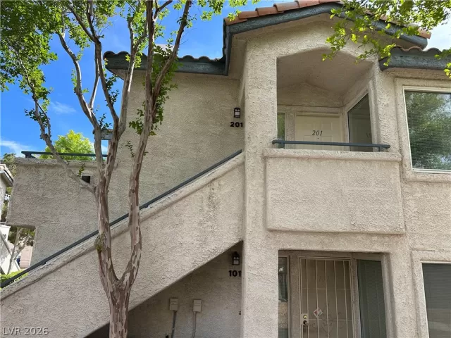 MLS: 2770935 Condo For Sale