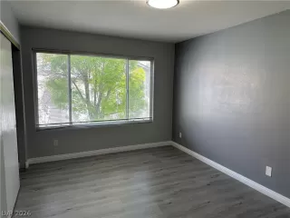 Photo #6: 2770935 Listing 