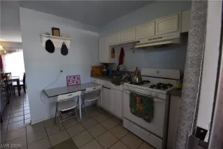 Photo #3: 2771007 Listing 