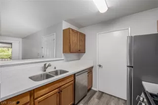 Photo #3: 2771024 Listing