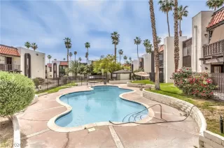 Photo #2: 2771089 Listing