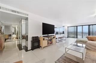 Photo #5: 2771098 Listing 