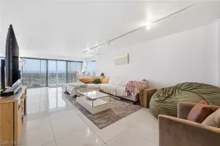 Photo #6: 2771098 Listing 