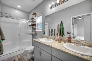 Photo #5: 2771103 Listing 