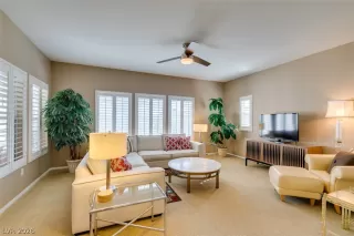 Photo #3: 2771111 Listing