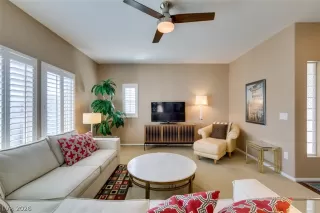 Photo #5: 2771111 Listing