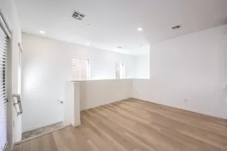 Photo #5: 2771175 Listing 