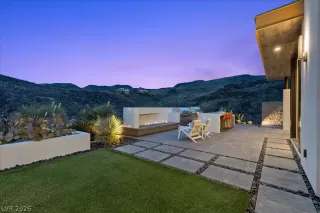 Photo #3: 2771181 Listing 