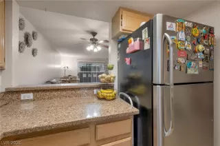 Photo #5: 2771225 Listing 