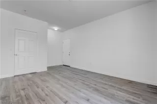 Photo #3: 2771256 Listing 