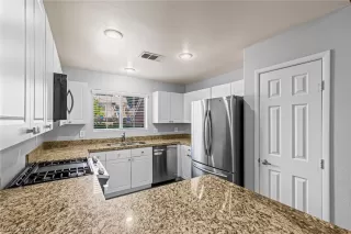 Photo #1: 2771281 Listing 