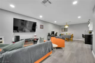 Photo #4: 2771351 Listing