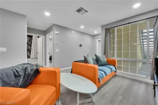 Photo #6: 2771351 Listing