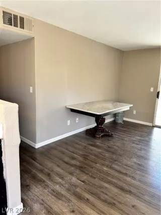 Photo #5: 2771395 Listing