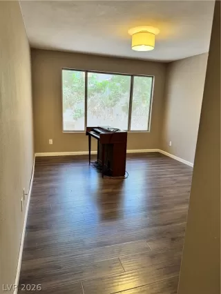 Photo #6: 2771395 Listing