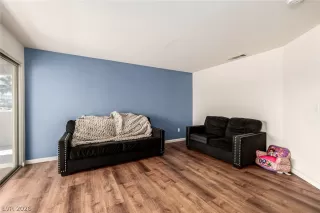 Photo #3: 2771409 Listing 