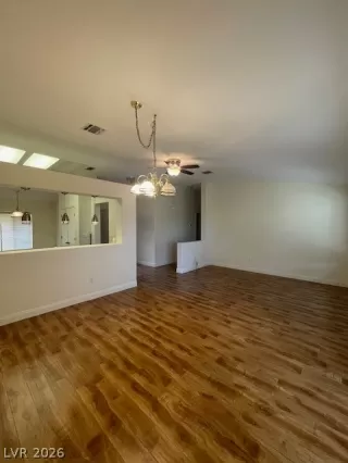 Photo #4: 2771468 Listing