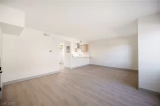 Photo #2: 2771501 Listing 