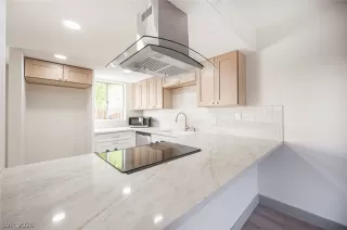 Photo #5: 2771501 Listing 