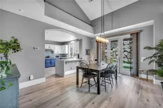 Photo #1: 2771515 Listing 