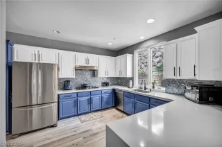 Photo #4: 2771515 Listing 