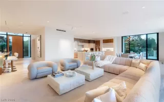 Photo #5: 2771532 Listing 