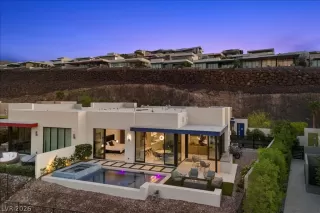 More Details about MLS # 2771560 : 656 SCENIC CLIFF DRIVE