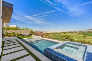 Photo #2: 2771560 Listing 