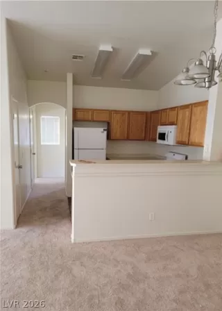 Photo #5: 2771570 Listing 