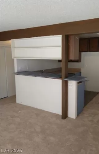 Photo #4: 2771578 Listing