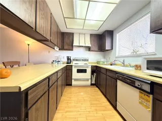 Photo #6: 2771613 Listing 