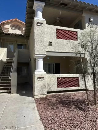 Photo #1: 2771625 Listing