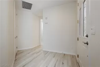 Photo #3: 2771665 Listing 