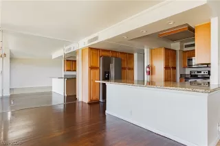 Photo #4: 2771756 Listing 