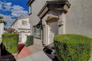 Photo #3: 2771765 Listing