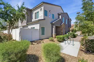 Photo #4: 2771789 Listing 