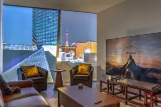 Photo #1: 2771811 Listing 