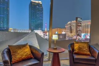 Photo #2: 2771811 Listing 