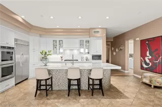 Photo #3: 2771825 Listing 