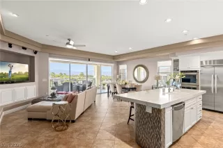 Photo #6: 2771825 Listing 