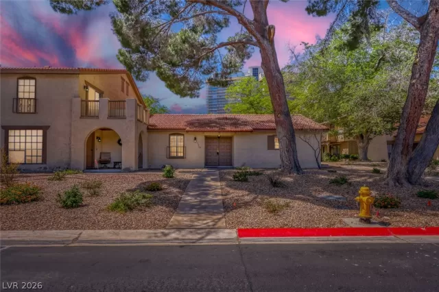 MLS: 2771837 Condo For Sale