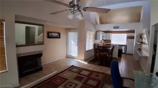 Photo #5: 2771906 Listing