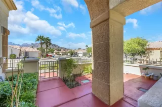 Photo #2: 2771907 Listing