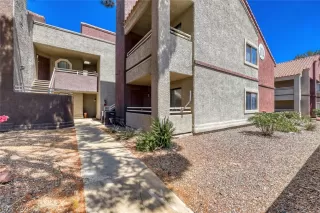 Photo #1: 2771913 Listing