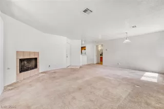 Photo #3: 2771913 Listing