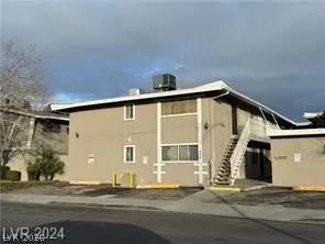 Photo #1: 2771946 Listing 