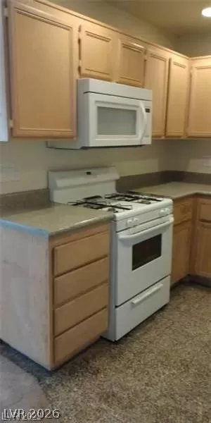 Photo #6: 2771978 Listing 