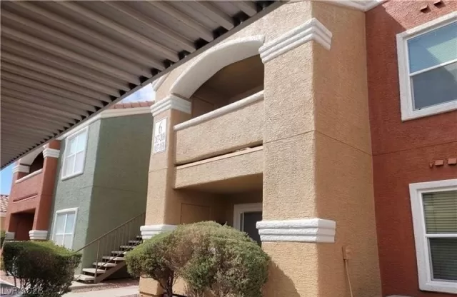 MLS: 2771986 Condo For Sale