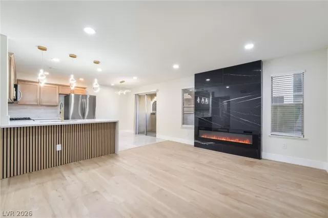 MLS: 2772007 Condo For Sale