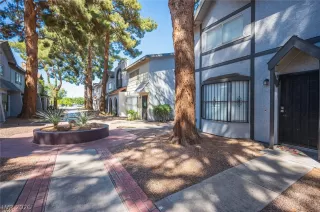 Photo #2: 2772095 Listing 